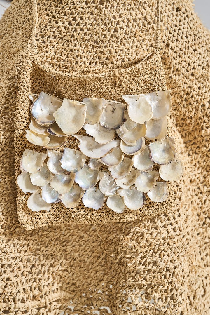 096_Craft_DancingHands_Install_C_Armstrong_2025