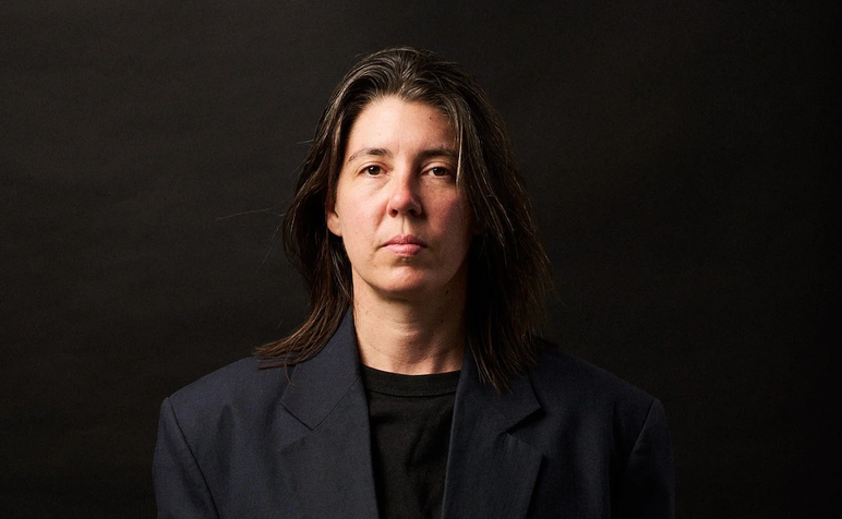 2023_02_20_Headshots_24175__Simone+Tops_by_EugeneHyland+(2)