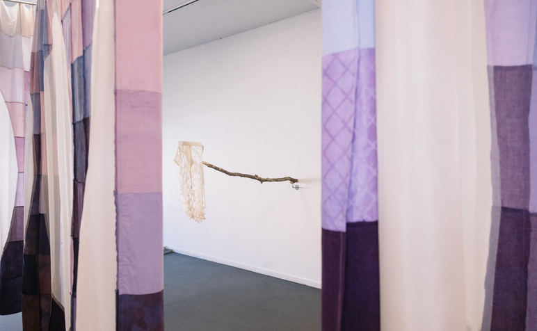 3BrionyGalligan_FeltSpace_ConjuringIalreadyforgot_ThomasMcCammon2024_0214-57