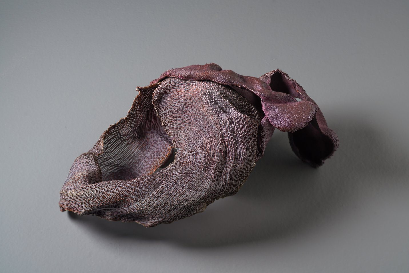 6_Michaela Pegum_’All is intimate II’_2021_copper, silver, organza, satin_70 x 200 x 120 mm_photo Matthew Stanton