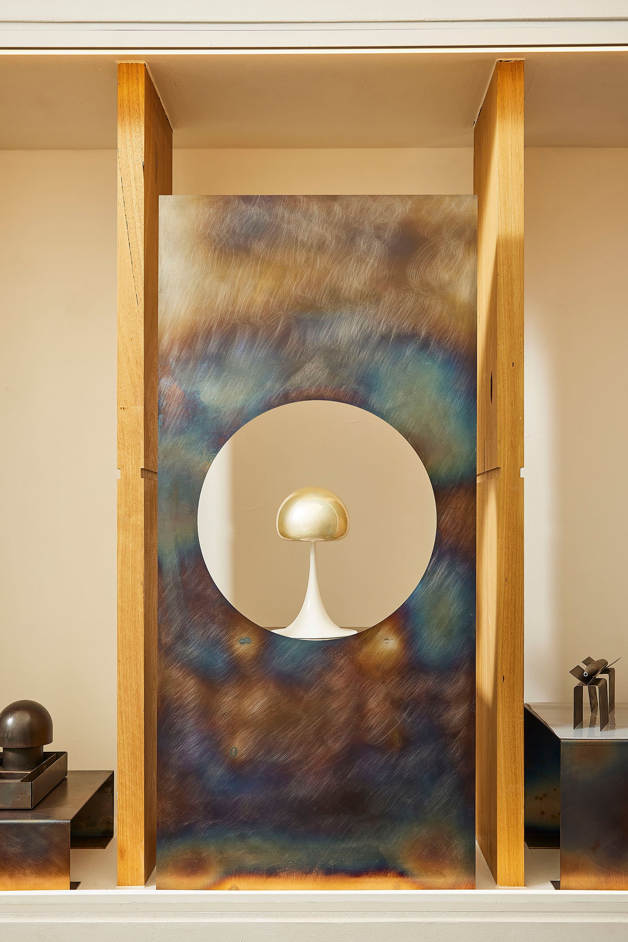 H-Trumble_Vitrine_Godworth_04