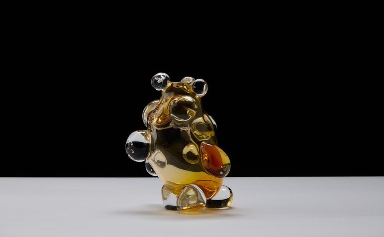 Laura de Carteret, 2023, Still Figuring Things Out, Glass, 180 x 130, fred Kroh1