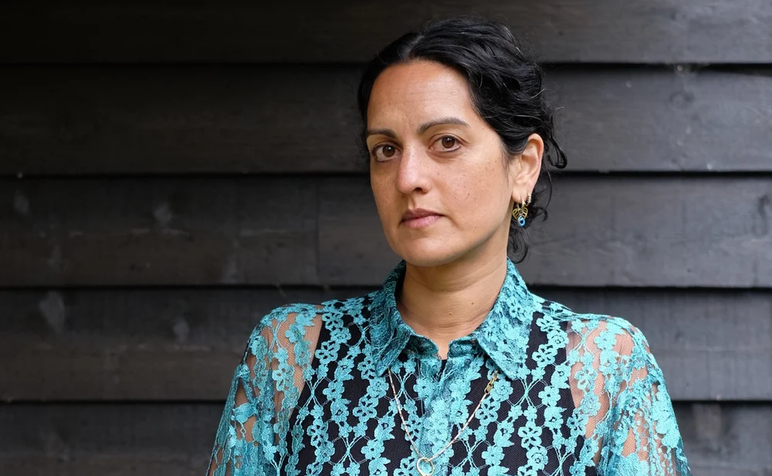 Minaal+Lawn_Portrait_Square