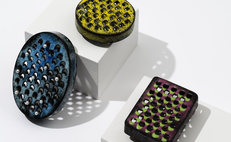 RMIT Jewellery_Grad Show_2022-27 (1)2.jpg