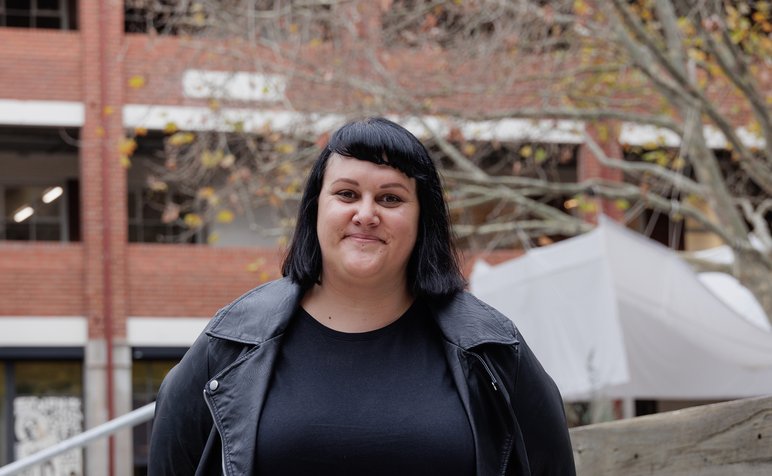 SGeary_Headshot_ByJoshScott_2023