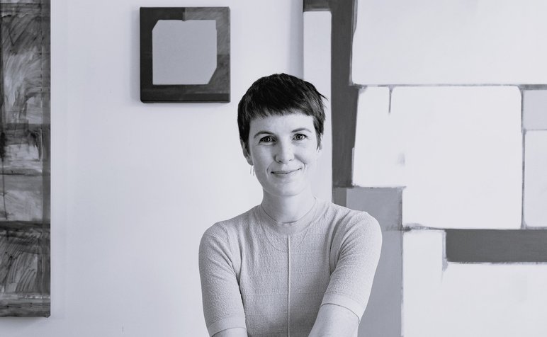 SarahKelk_Studio_Black and White