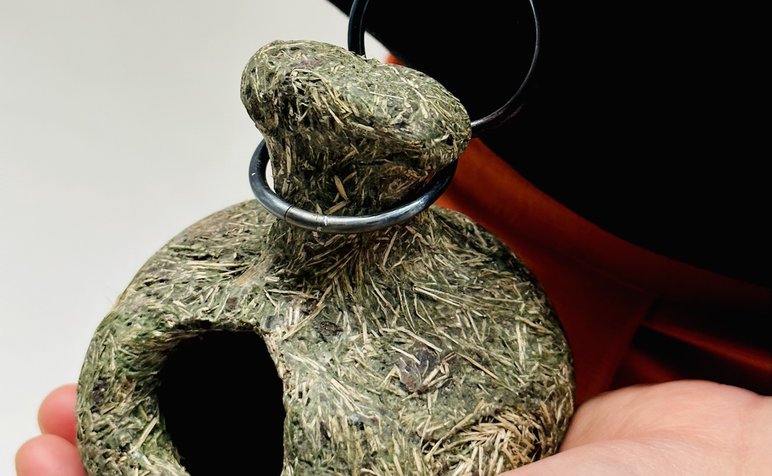 Soil Clay. Photo credit Marina Yatsenko. Image 1