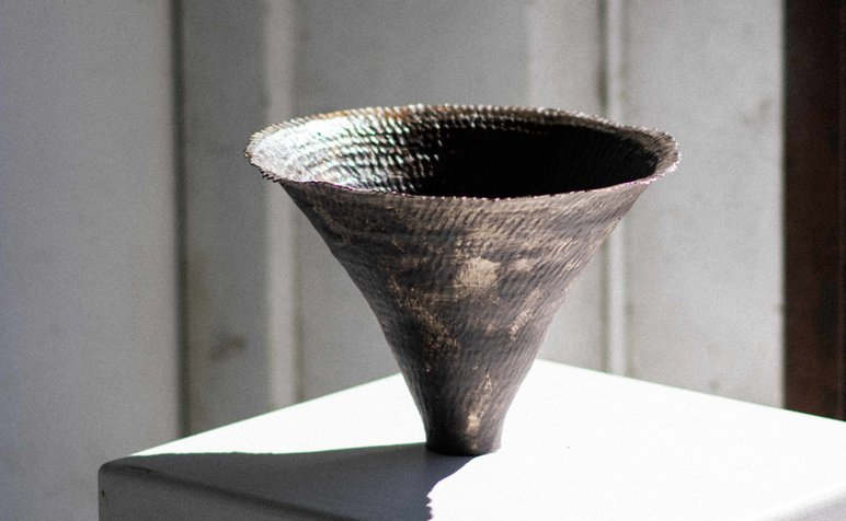 Thannie_Phan_Simmered in this weighted air