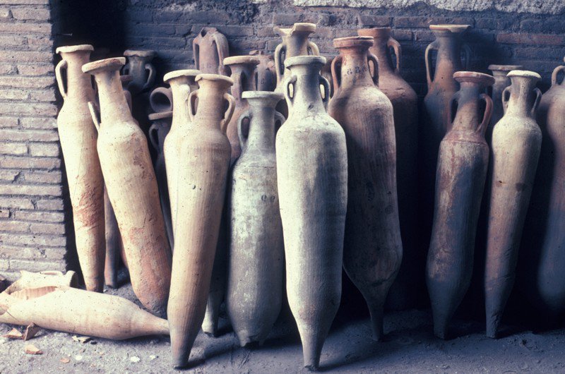 amphorae.jpeg